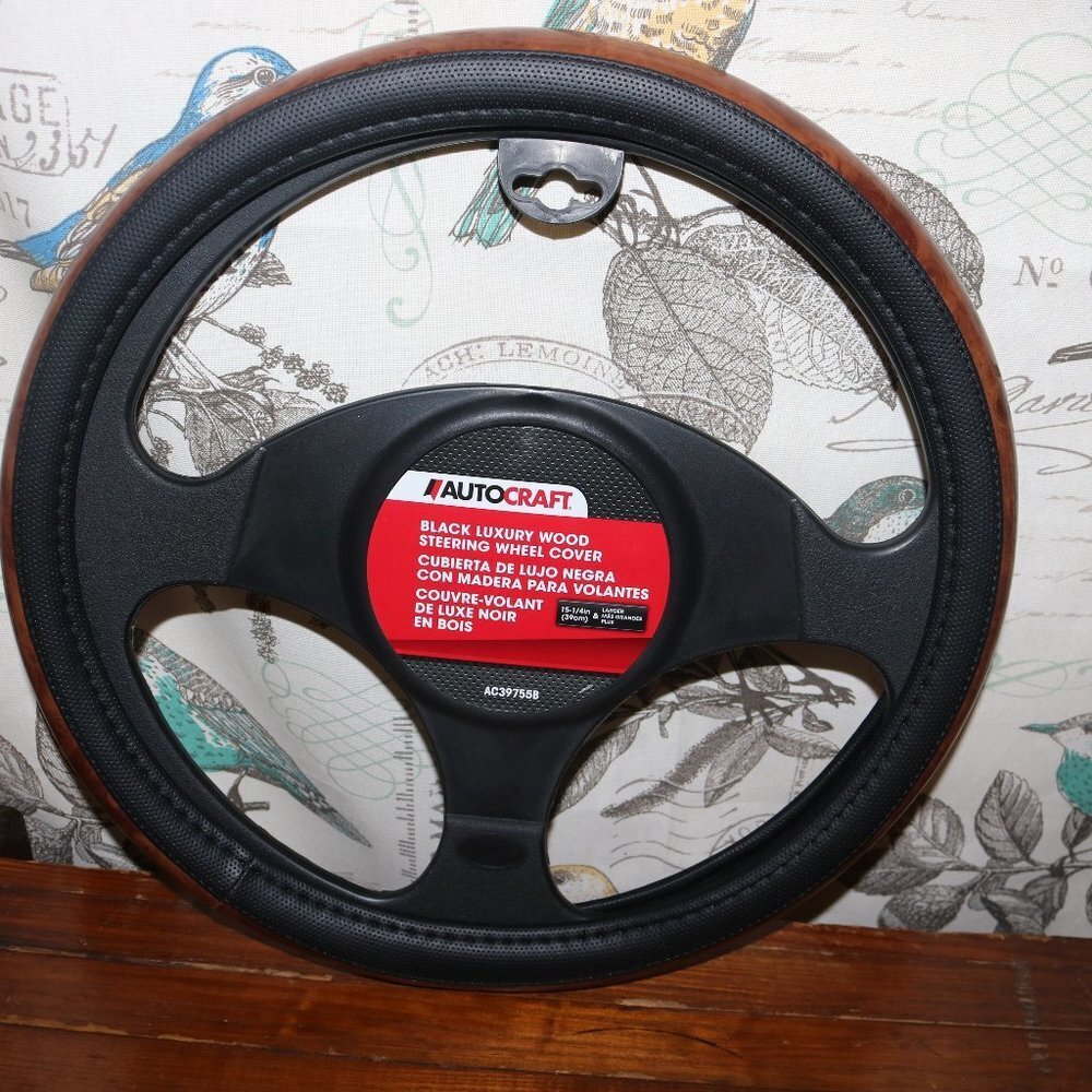 Autocraft natural wood look steering wheel cover brand new